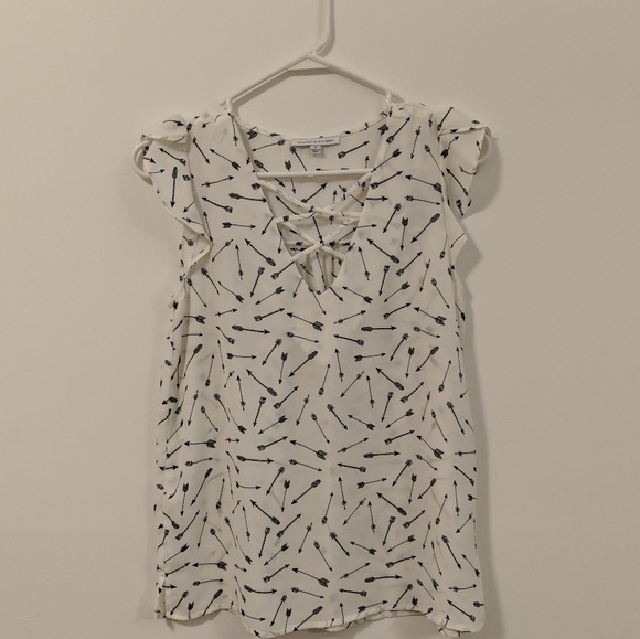 crescent & willough Tops - Small, sleeveless top with arrows, size small crescent & willough Tops - Small, sleeveless top with arrows, size small